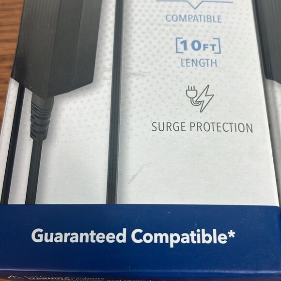 Brand new set of 2- Insignia universal laptop chargers 65 Watt- 10 Feet each - Picture 3 of 5